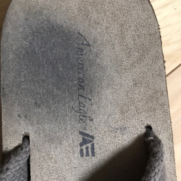 American Eagle Flip Flops - Picture 3 of 5